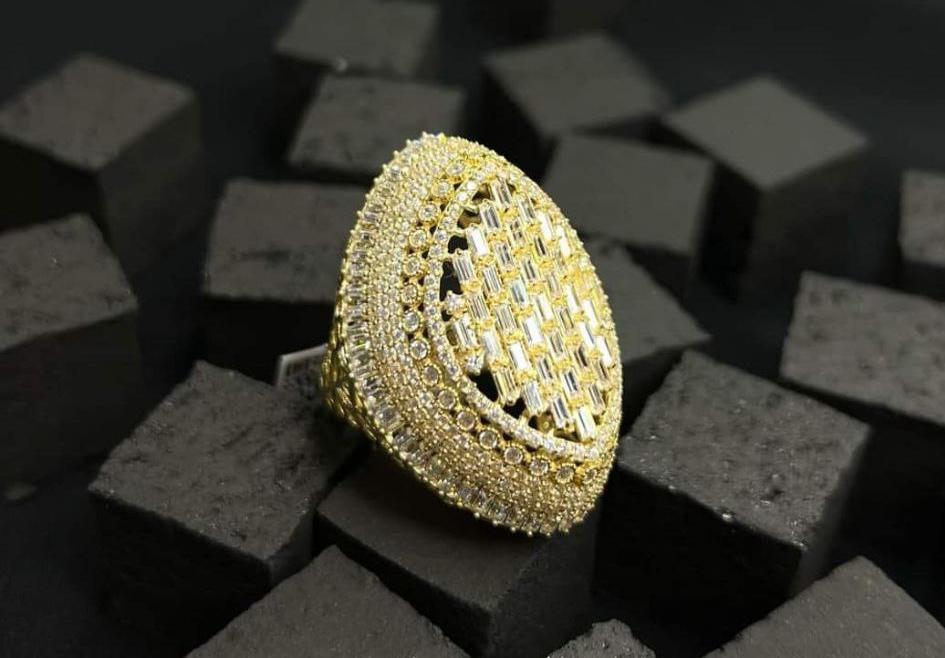 Luxury Gold Rings