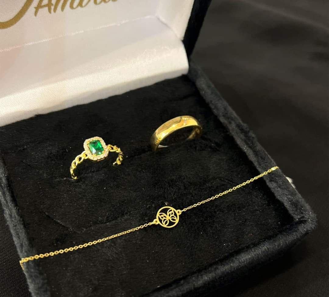 Amira 21K Gold Jewelry Set